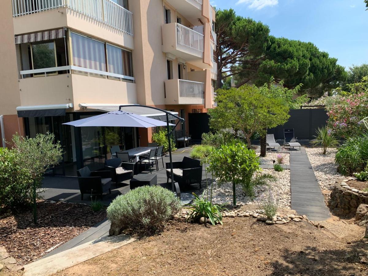 Ferienwohnung Les Enganes Fréjus Exterior foto